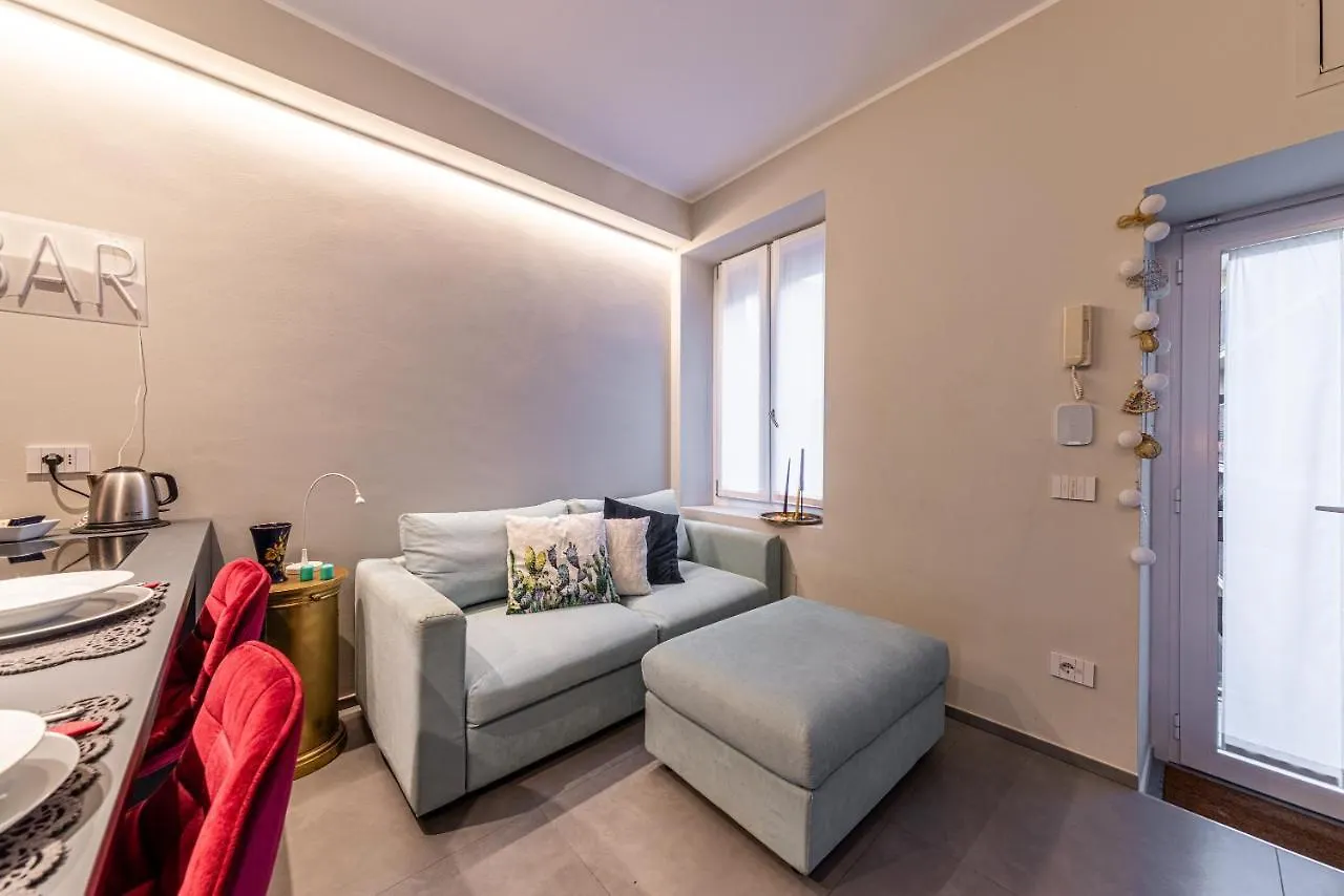 Duomo A 2 Fermate - Tiny Apartment In Pta Venezia Milano